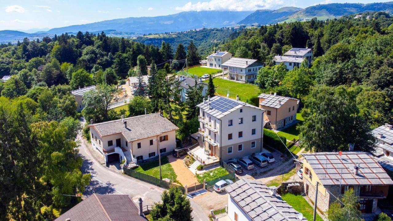 Casa Coletta Lägenhet Bosco Chiesanuova Exteriör bild